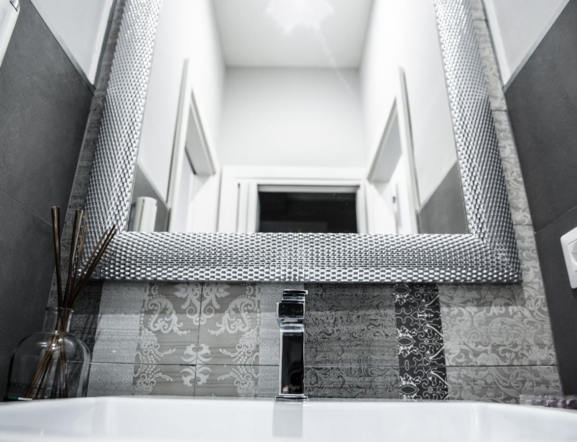 Domus Tacito Luxury Bed & Breakfast Roma Ngoại thất bức ảnh